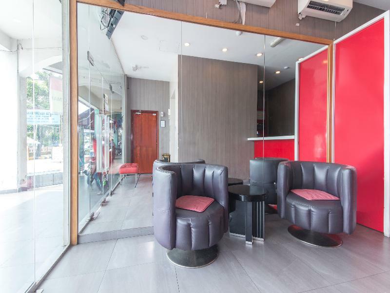 Super Oyo 340 Comfort Hotel Kampong Batu Belah Экстерьер фото